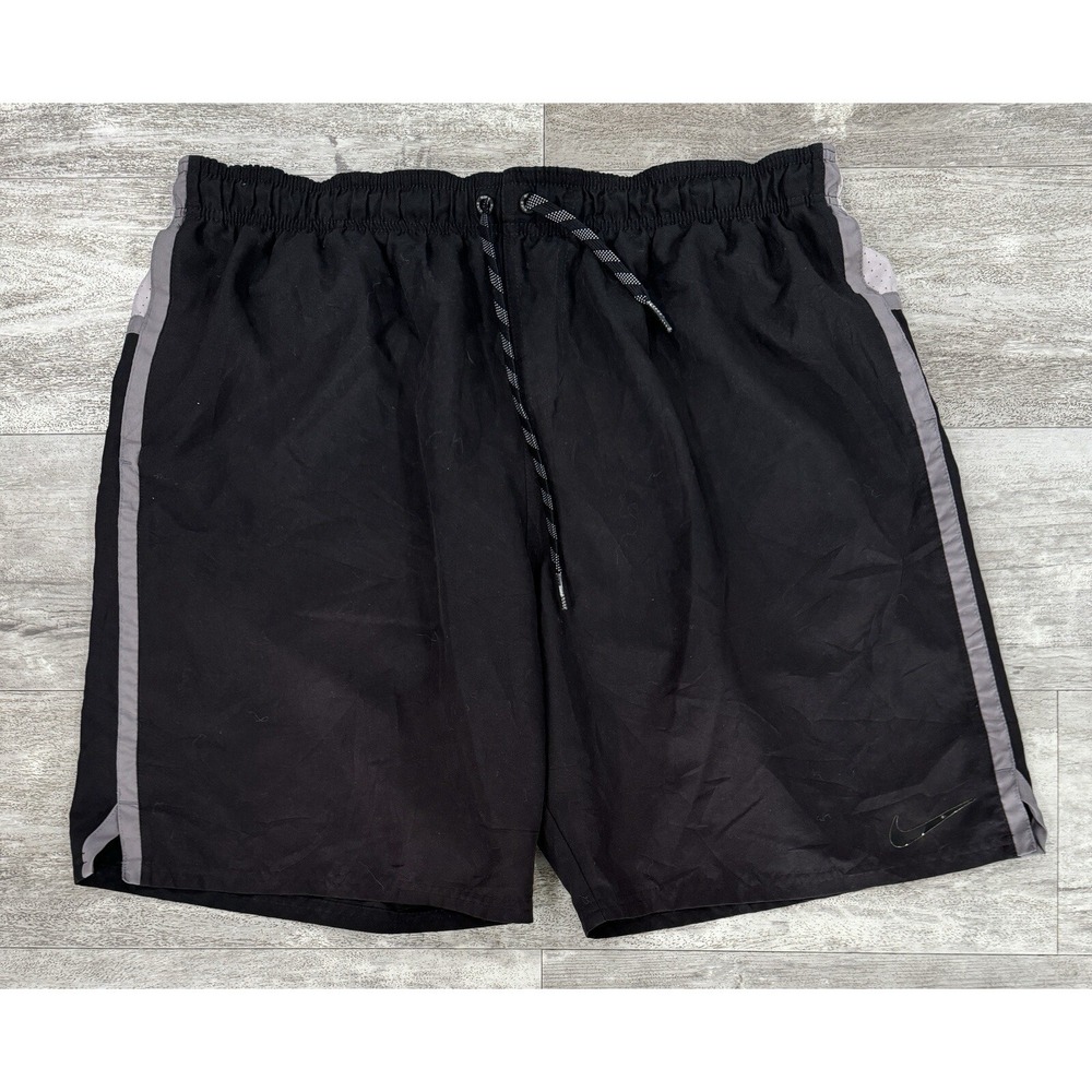 Nike Diverge Back Perforated Colorblock Shorts Mens XL Black Drawstring Pockets